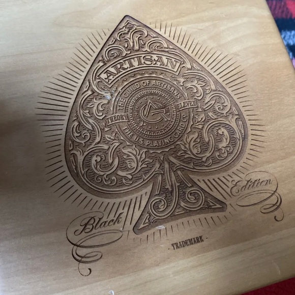Theory 11 Artisan 4 deck Playing Cards Limited Edition Box Set - Picture 2 of 6